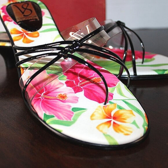 ✨ Victoria Spenser Cleary Cute Sandals | Size 8 | Floral Slide | New in Box - Picture 4 of 12